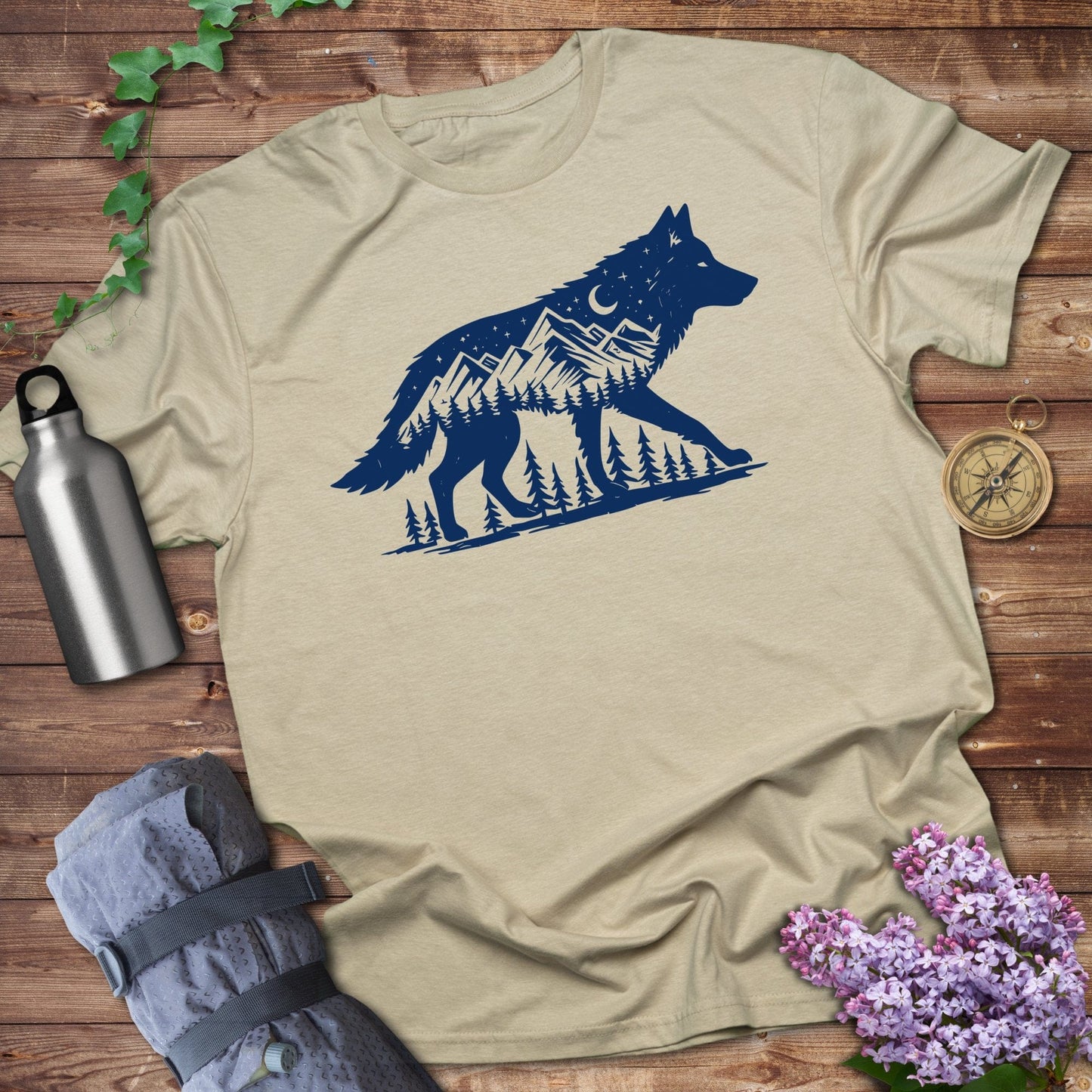 Wolf Wildlife Tee