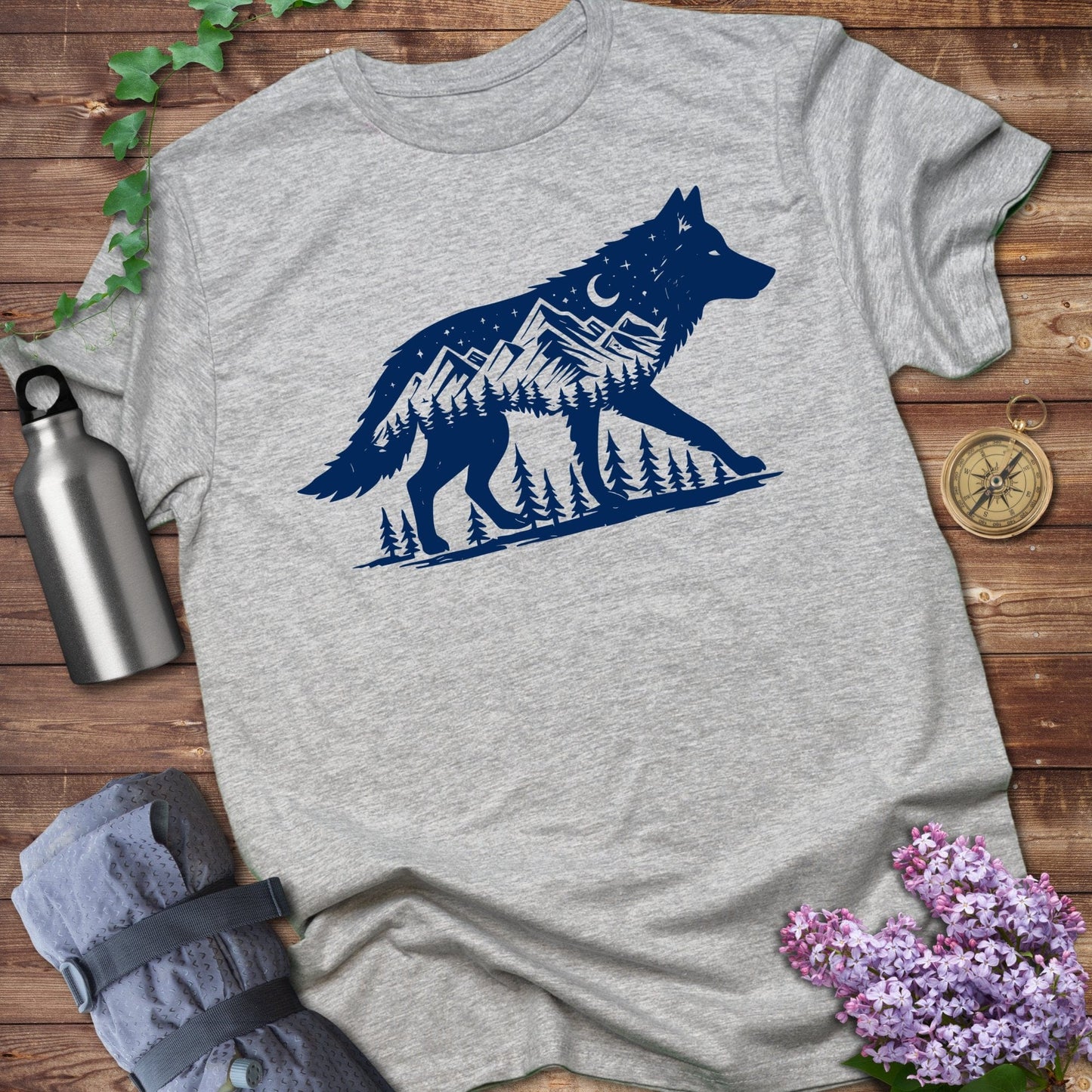 Wolf Wildlife Tee
