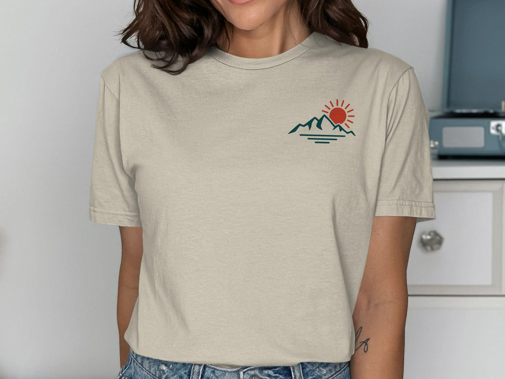 OutfitPeak Physical Item S / Sand Mountains Sun Tee